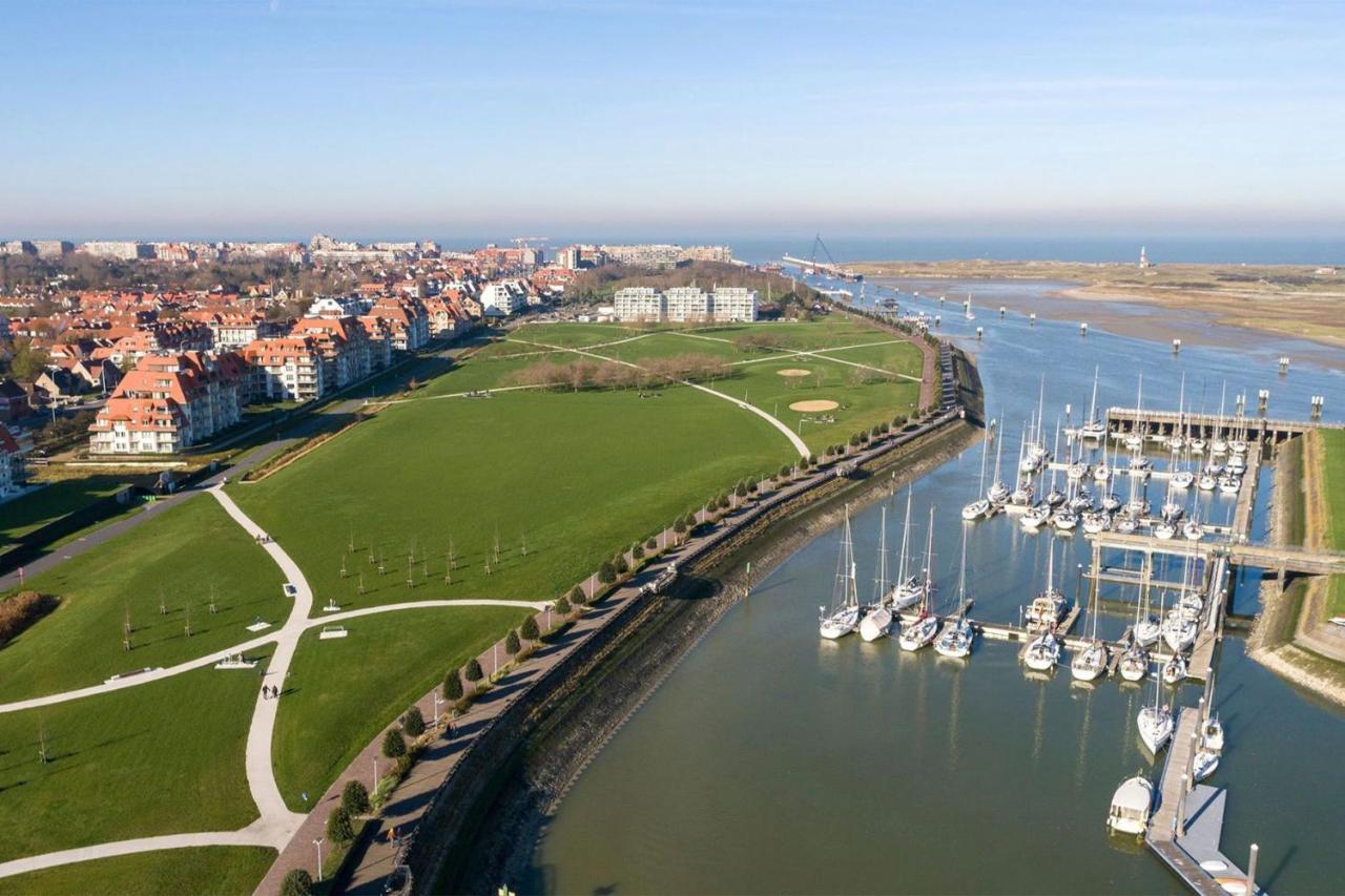 Holiday Suites Nieuwpoort Ngoại thất bức ảnh